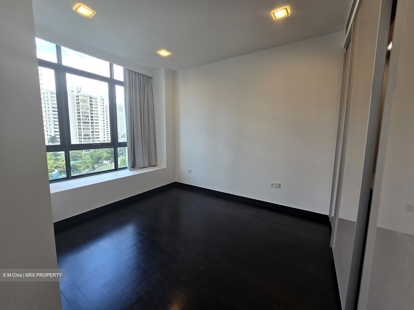 Volari (D10), Condominium #633674041